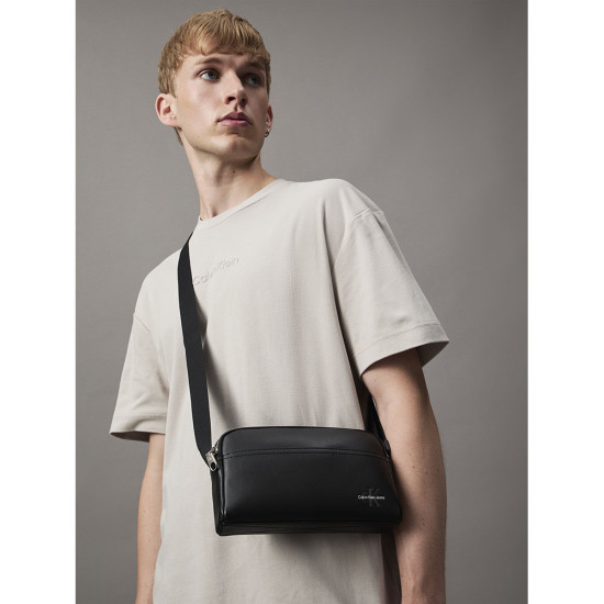 Calvin Klein Τσαντάκι ώμου Crossbody Camera Bag